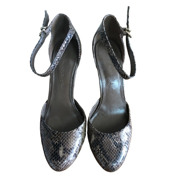 Banana Republic 3.5”Heels Faux Snakeskin Brown/Black w/Ankle strap Size 6.5 - Picture 2 of 6